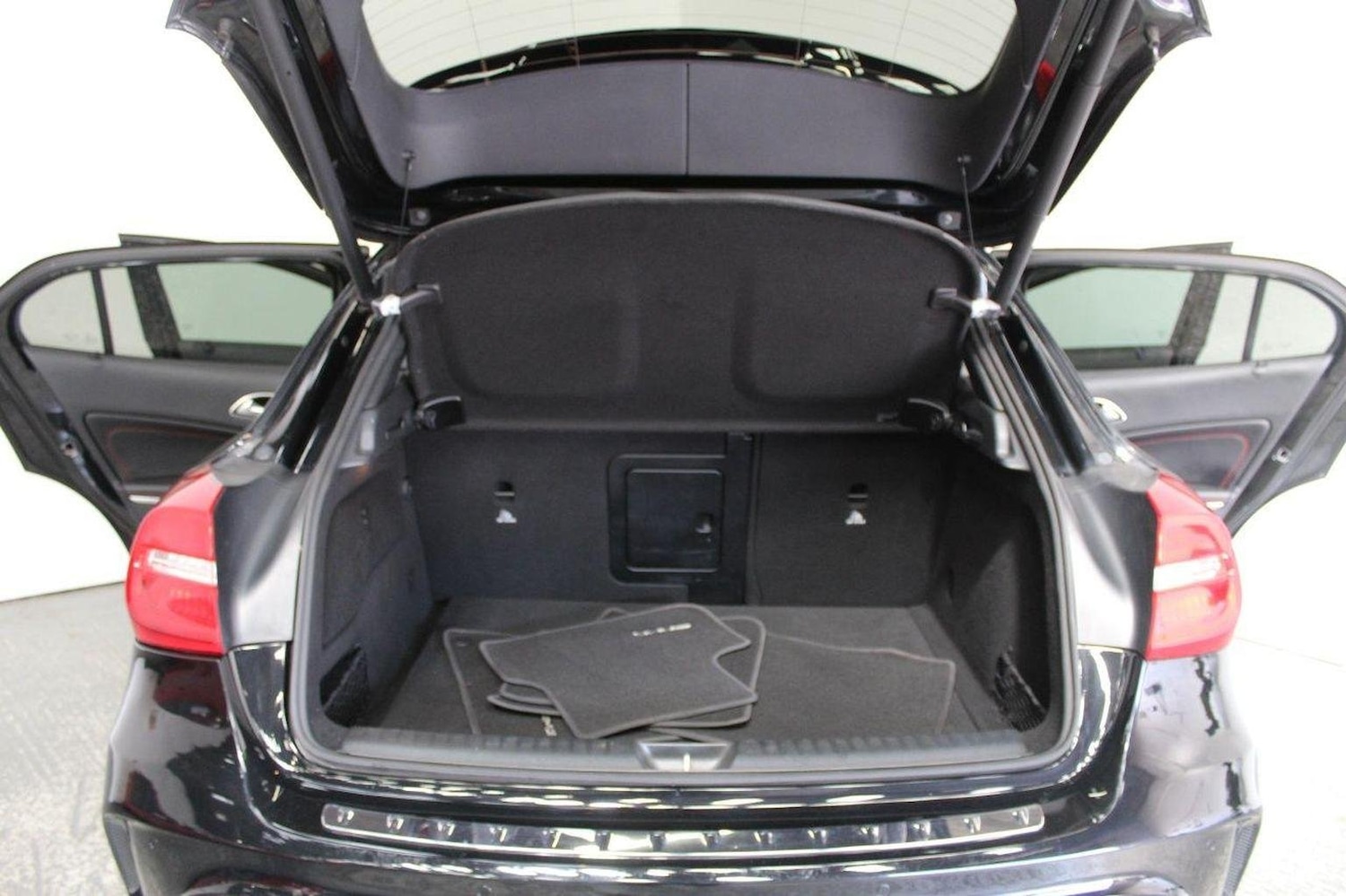 Used Mercedes-Benz GLA 2016 for sale - 76793866: Photo 26