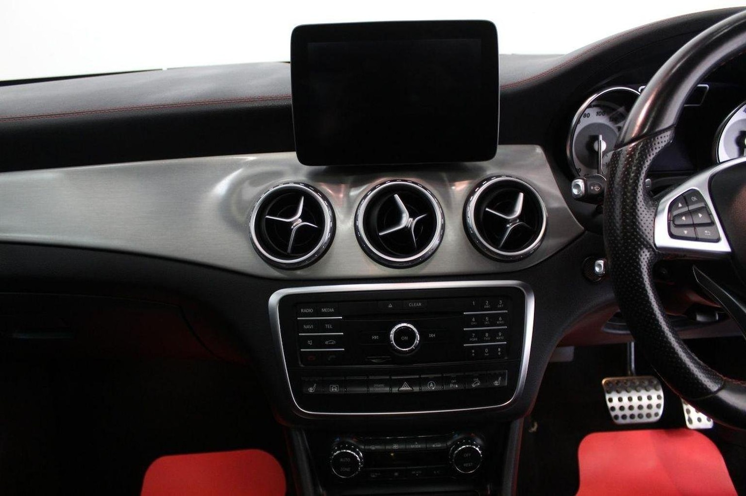 Used Mercedes-Benz GLA 2016 for sale - 76793866: Photo 37