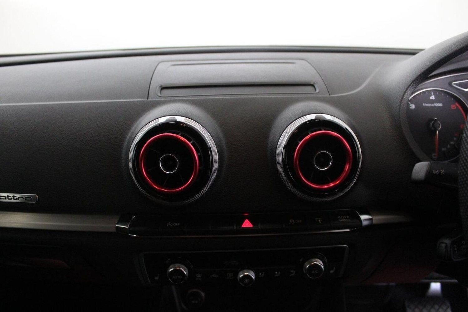 Used Audi A3 2014 for sale - 78056972: Photo 37