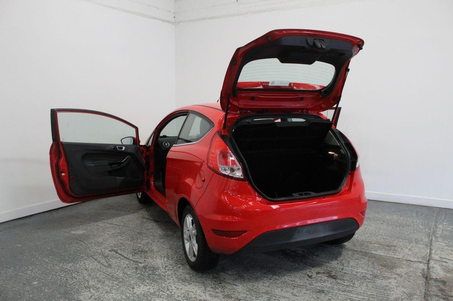 Used Ford Fiesta 2016 for sale - 76649814: Photo 17