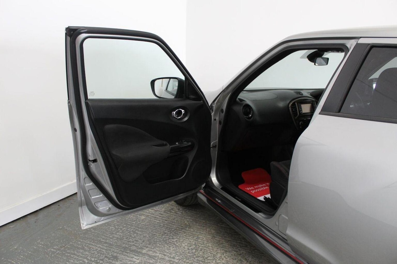 Used Nissan Juke 2017 for sale - 76793870: Photo 26