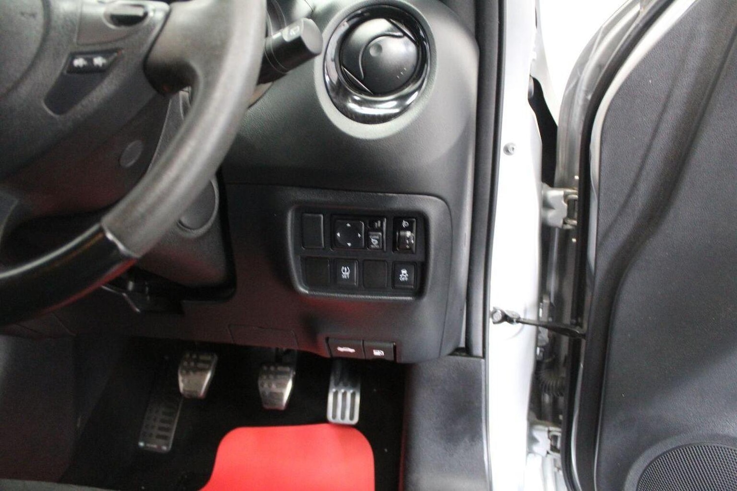 Used Nissan Juke 2017 for sale - 76793870: Photo 45