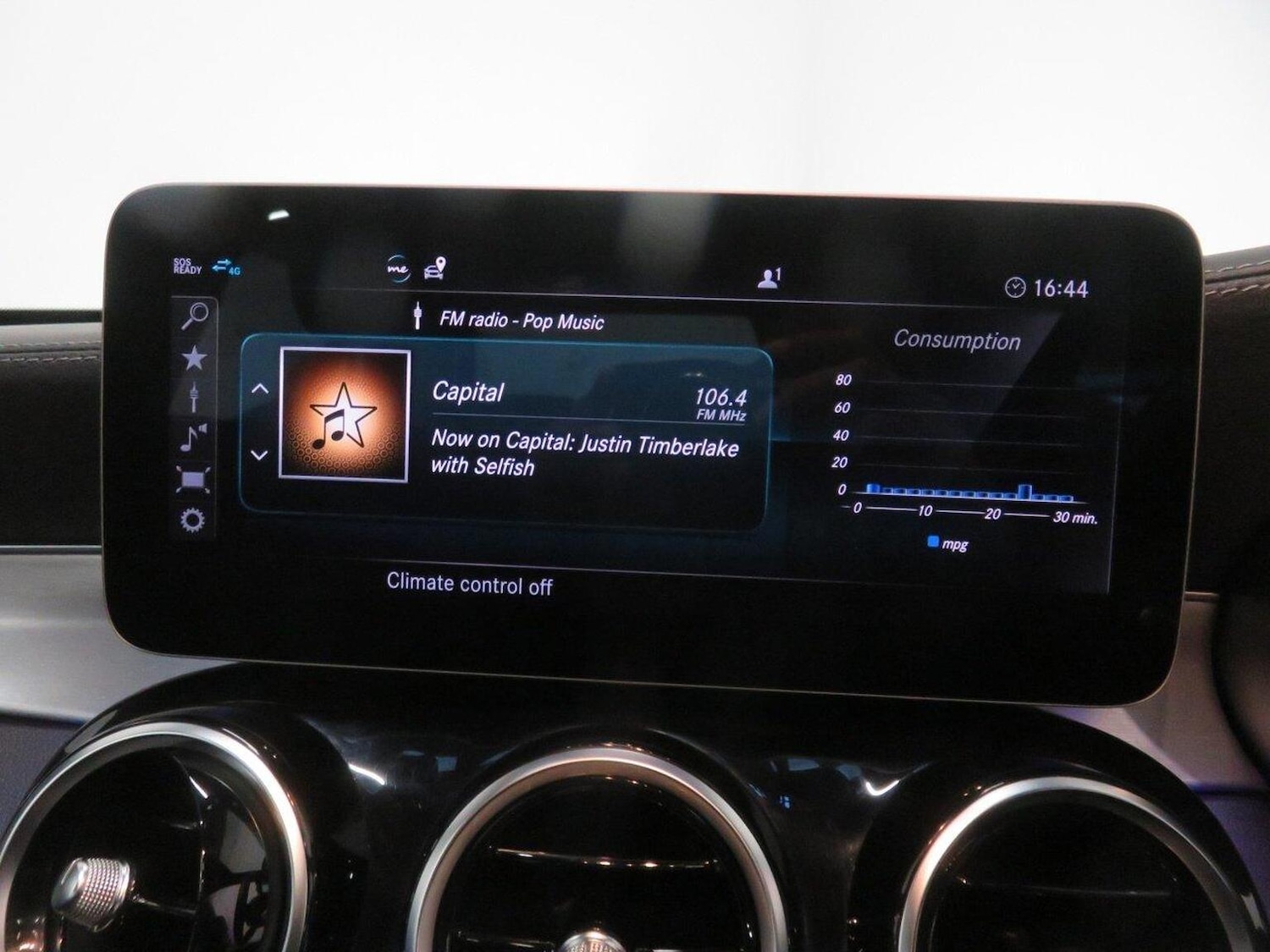 Used Mercedes-Benz C Class 2018 for sale - 77938005: Photo 41