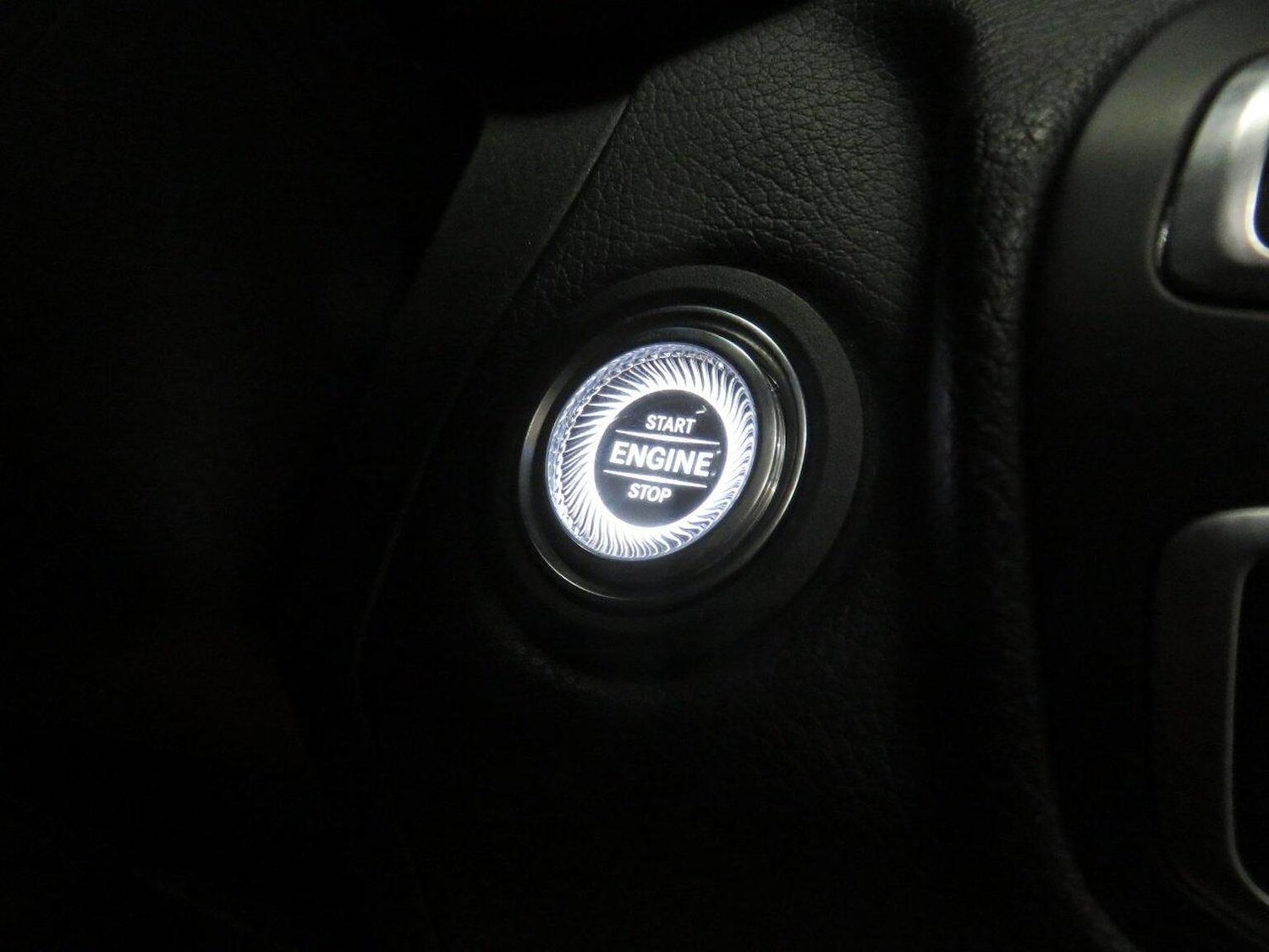 Used Mercedes-Benz C Class 2018 for sale - 77938005: Photo 49