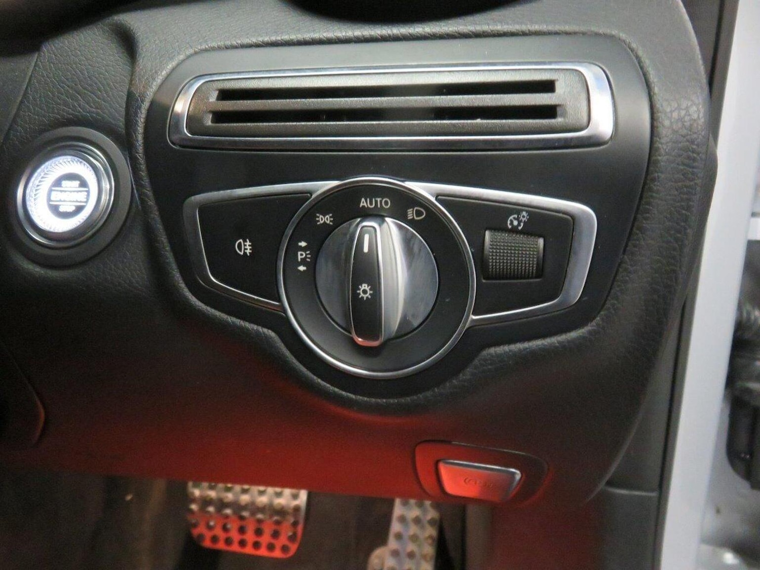 Used Mercedes-Benz C Class 2018 for sale - 77938005: Photo 50