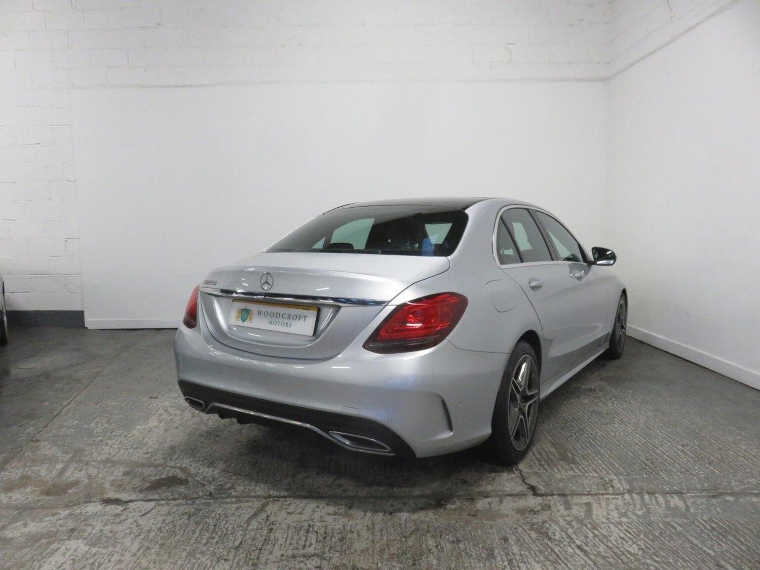 Used Mercedes-Benz C Class 2018 for sale - 77938005: Photo 8