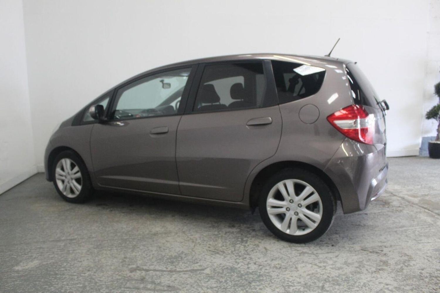 Used Honda Jazz 2013 for sale - 77241890: Photo 10
