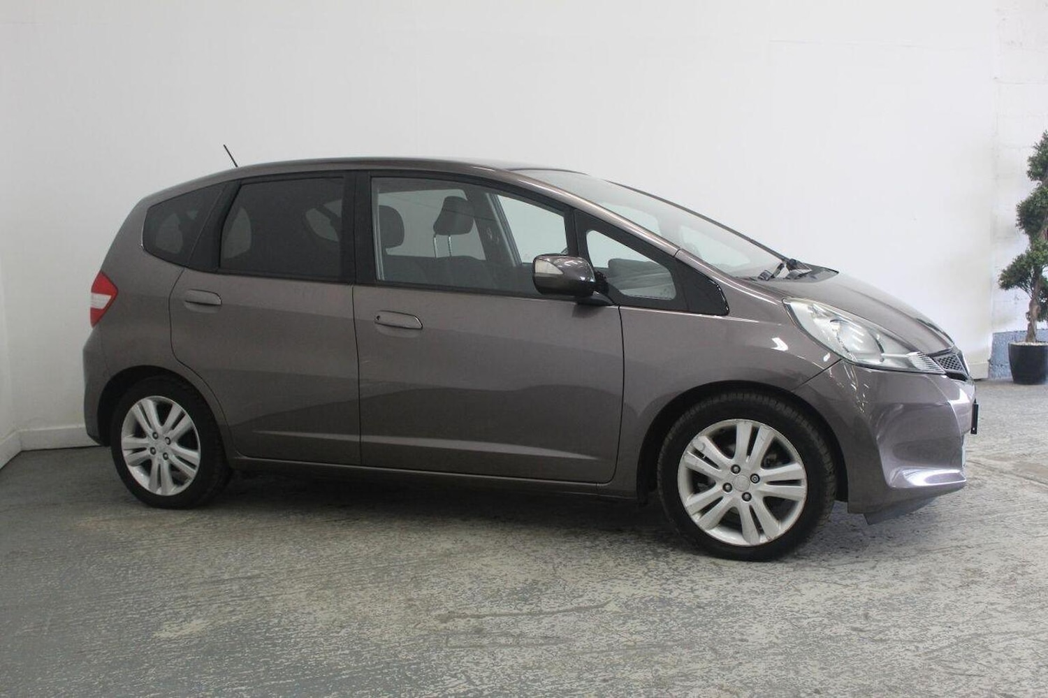 Used Honda Jazz 2013 for sale - 77241890: Photo 4