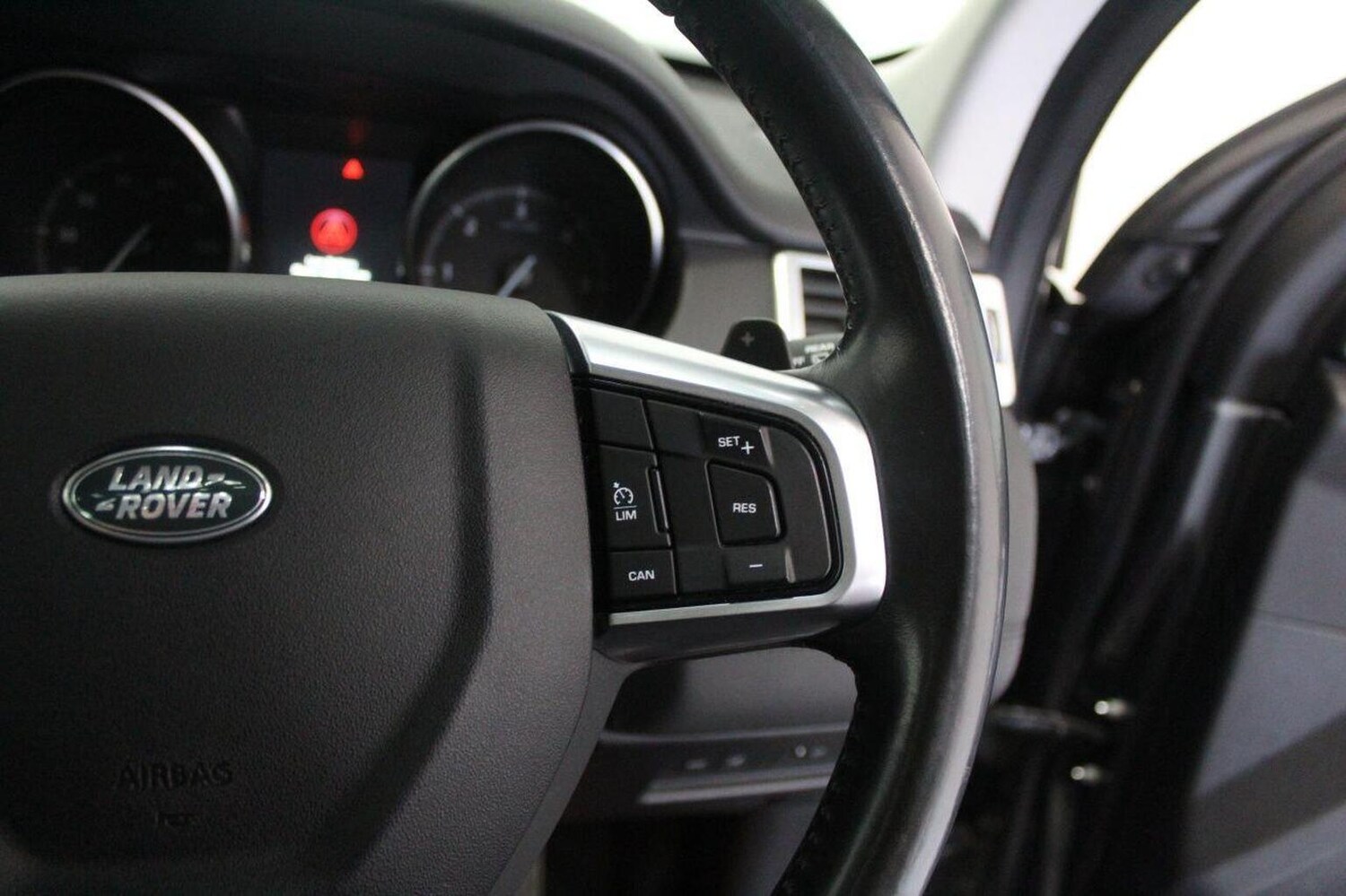 Used Land Rover Discovery Sport 2017 for sale - 77464591: Photo 54