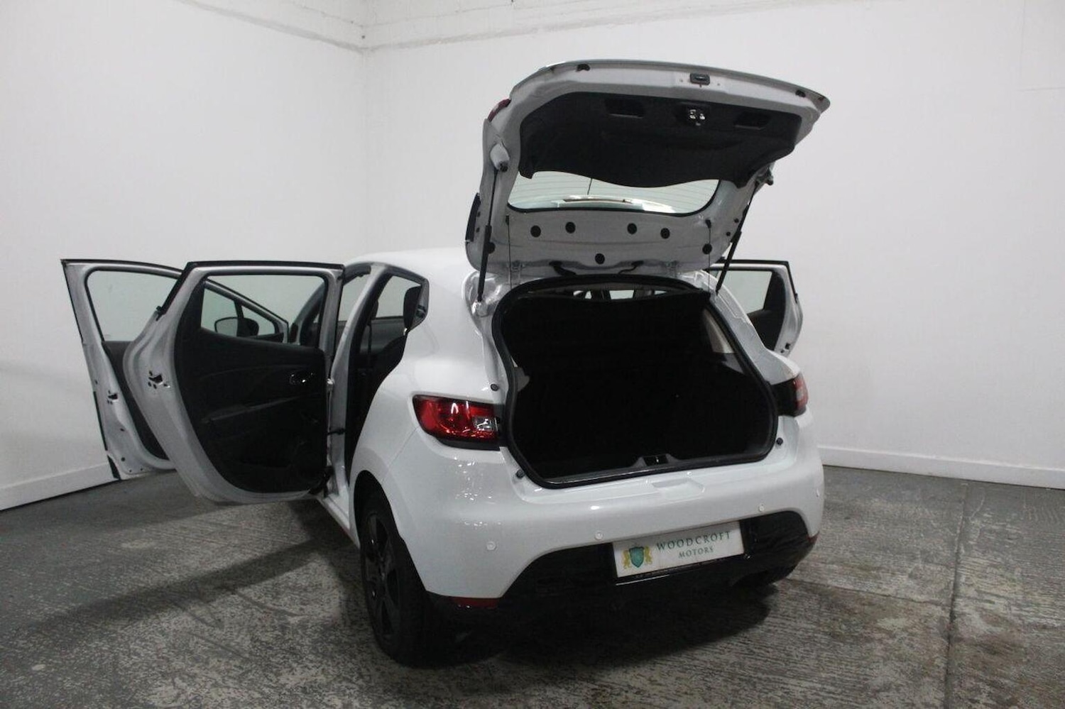 Used Renault Clio 2014 for sale - 77201295: Photo 20