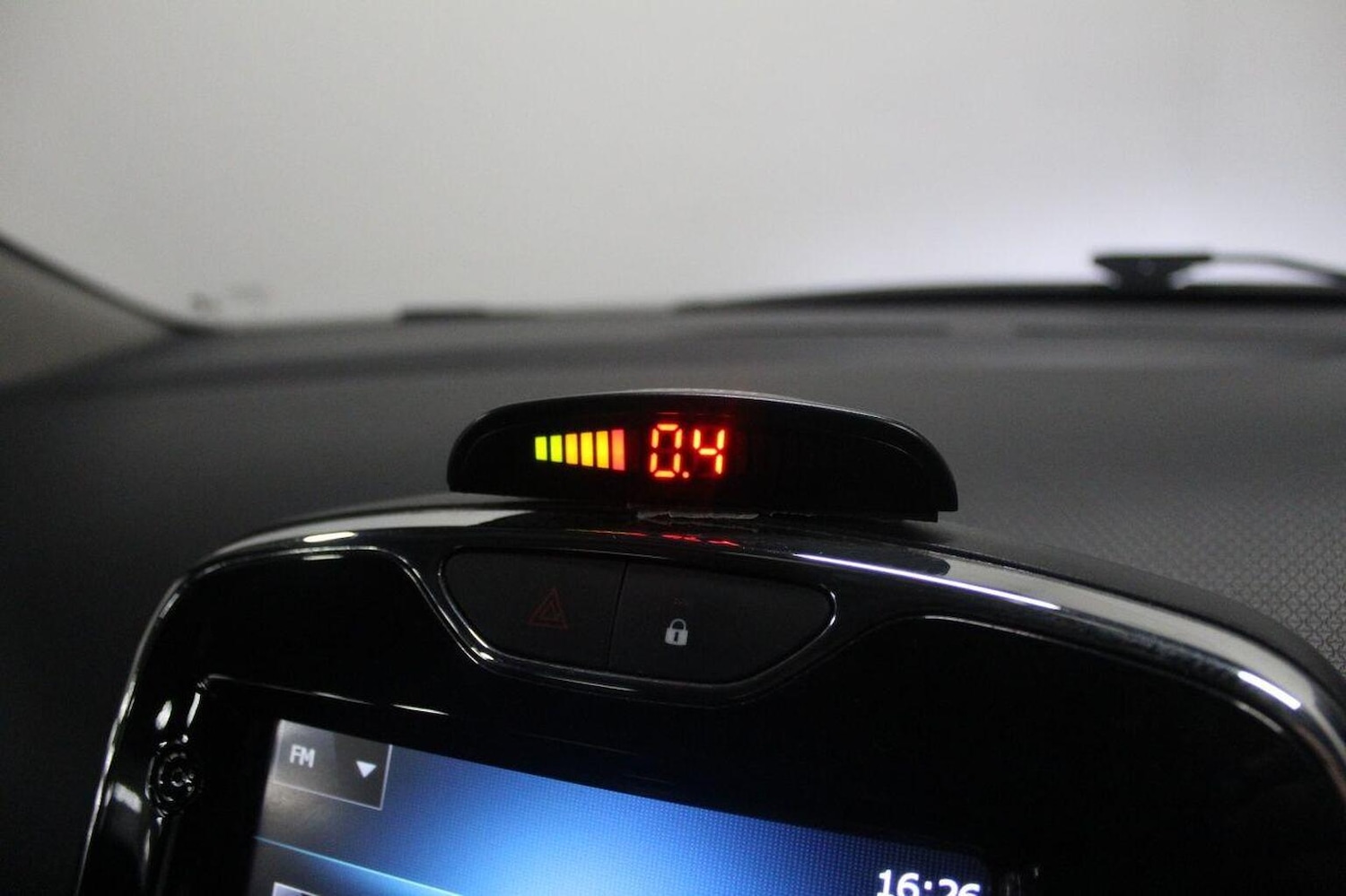 Used Renault Clio 2014 for sale - 77201295: Photo 33