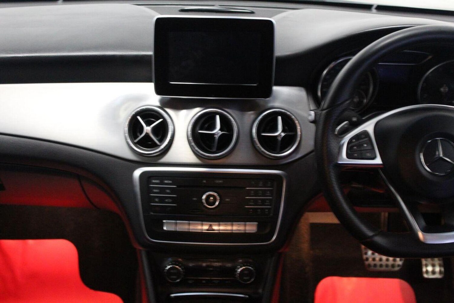 Used Mercedes-Benz CLA 2017 for sale - 77977091: Photo 32