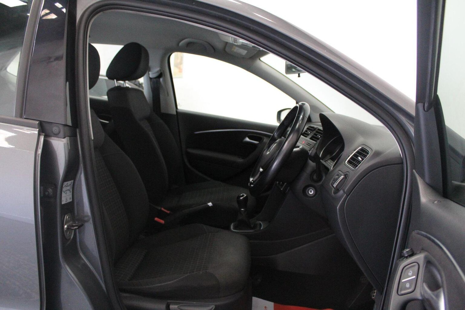 Used Volkswagen Polo 2016 for sale - 78213549: Photo 28