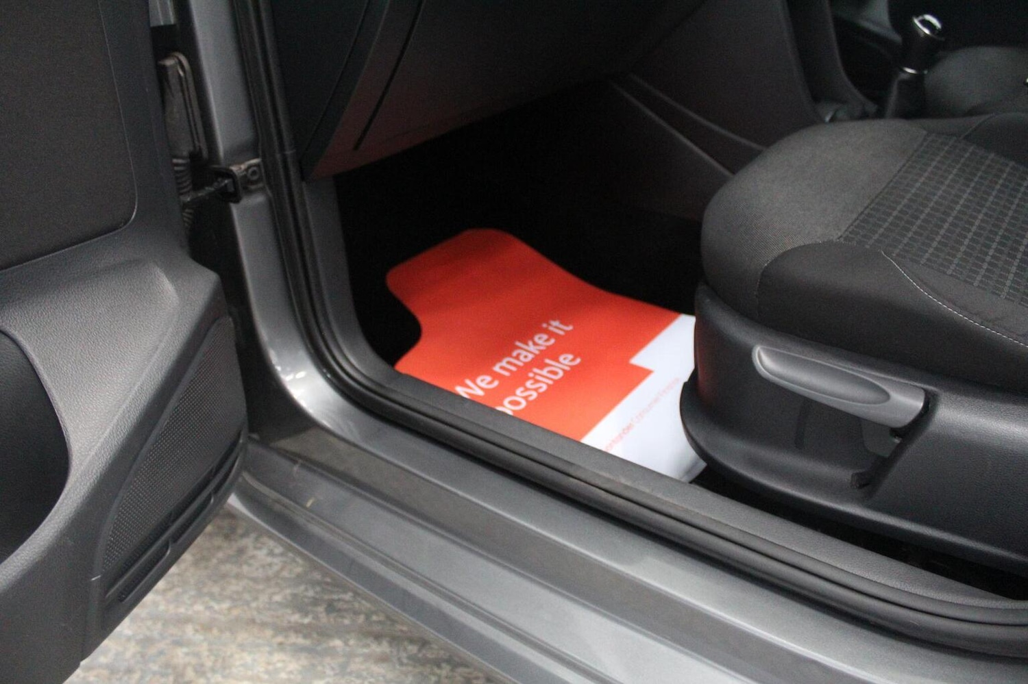 Used Volkswagen Polo 2016 for sale - 78213549: Photo 30