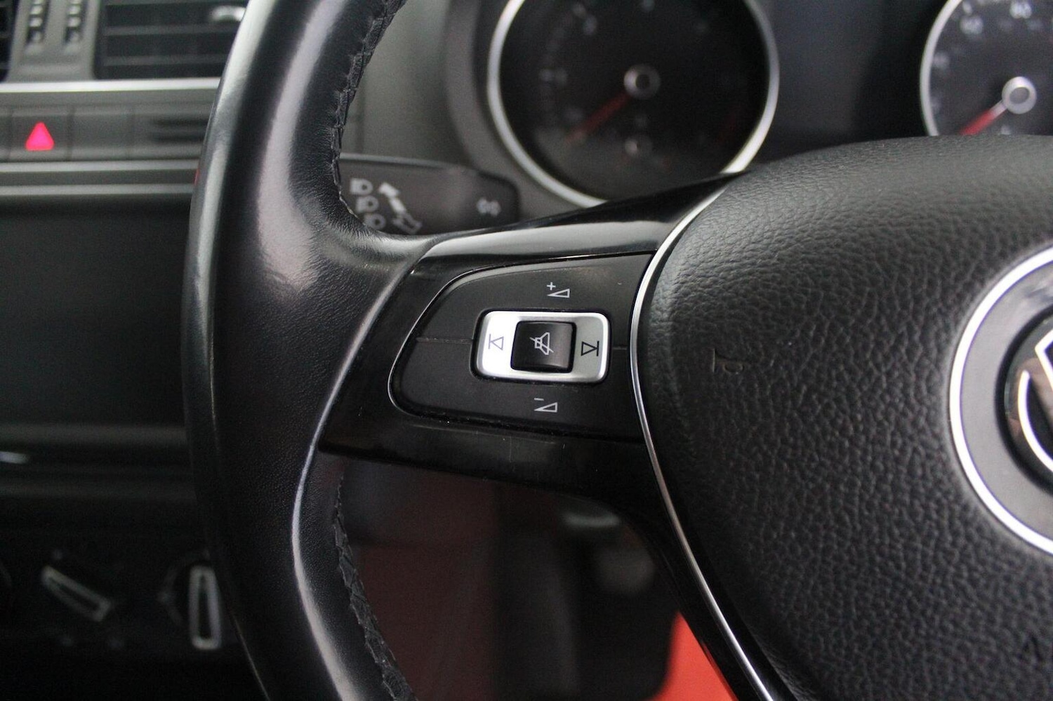 Used Volkswagen Polo 2016 for sale - 78213549: Photo 43