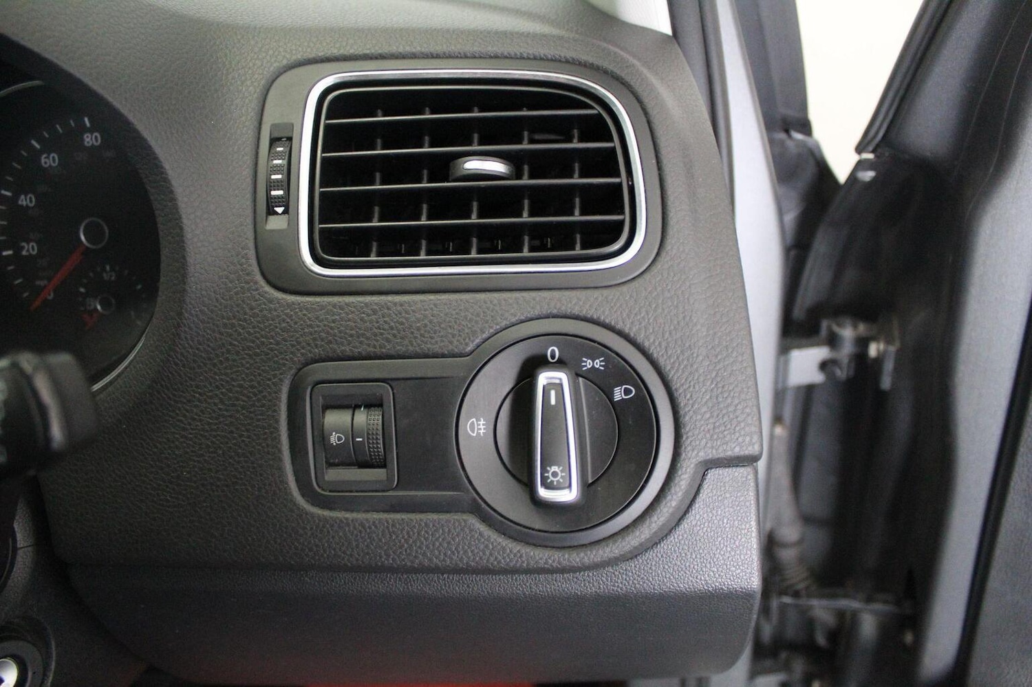 Used Volkswagen Polo 2016 for sale - 78213549: Photo 45