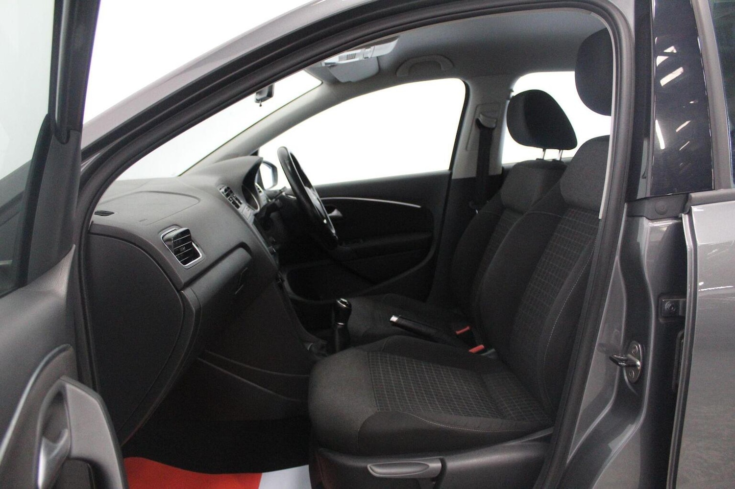 Used Volkswagen Polo 2016 for sale - 78213549: Photo 48