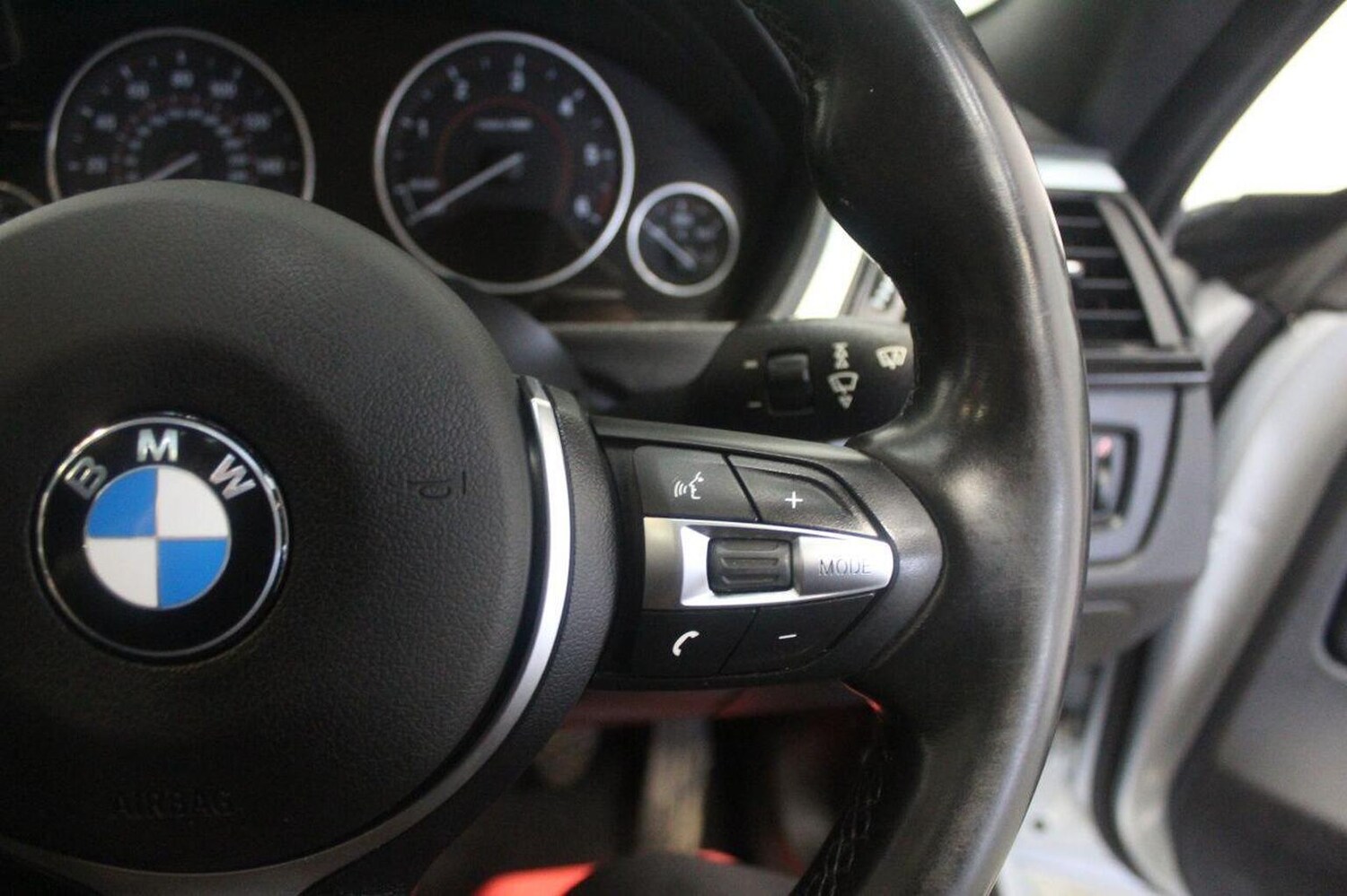 Used BMW 4 Series 2014 for sale - 78145851: Photo 53