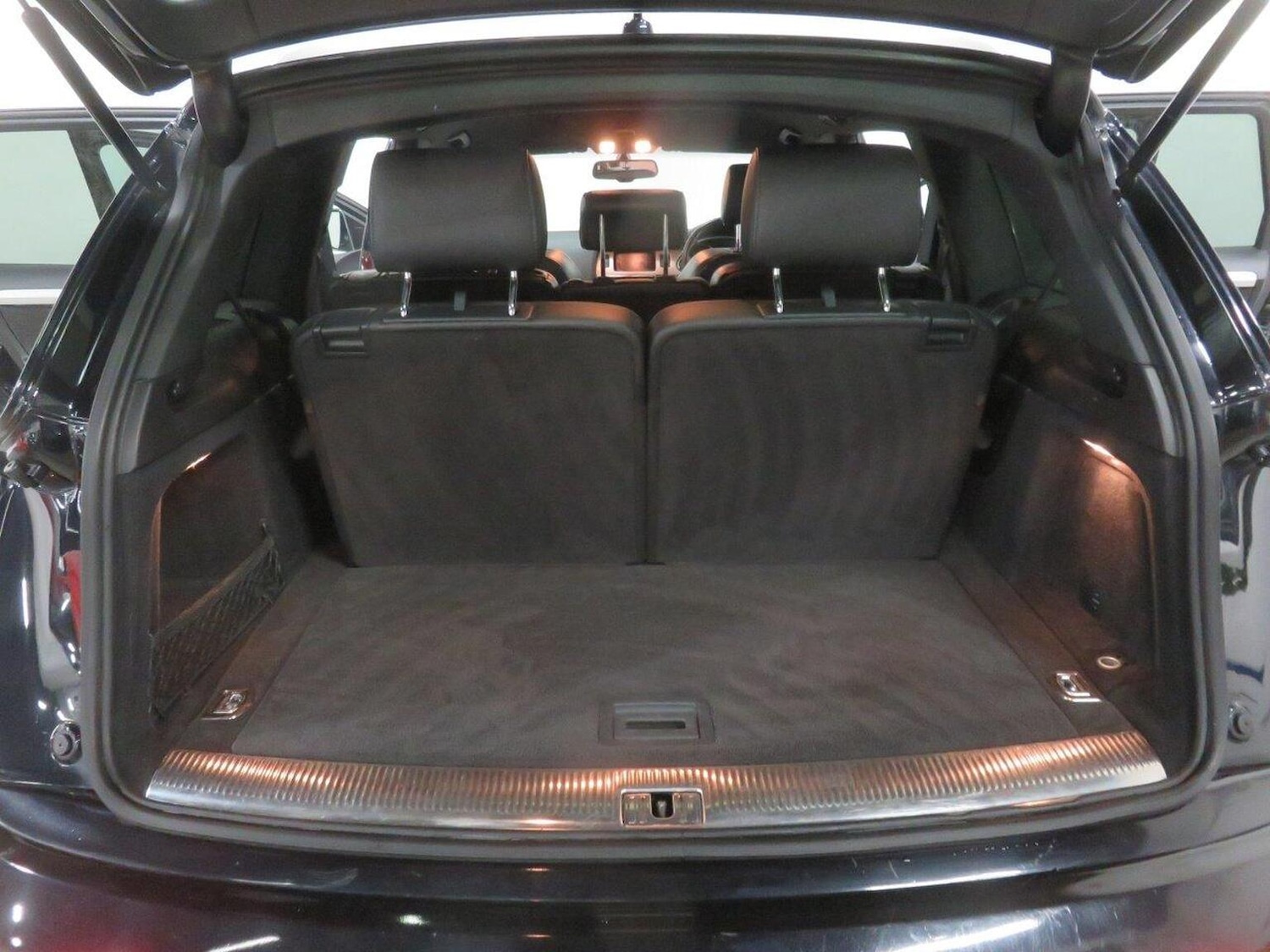 Used Audi Q7 2013 for sale - 77225183: Photo 24