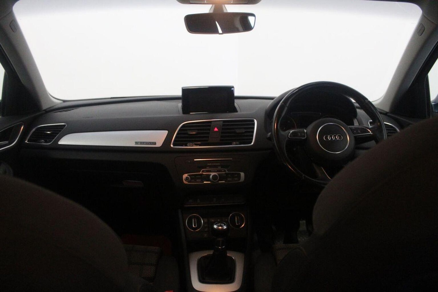 Used Audi Q3 2016 for sale - 77937884: Photo 29