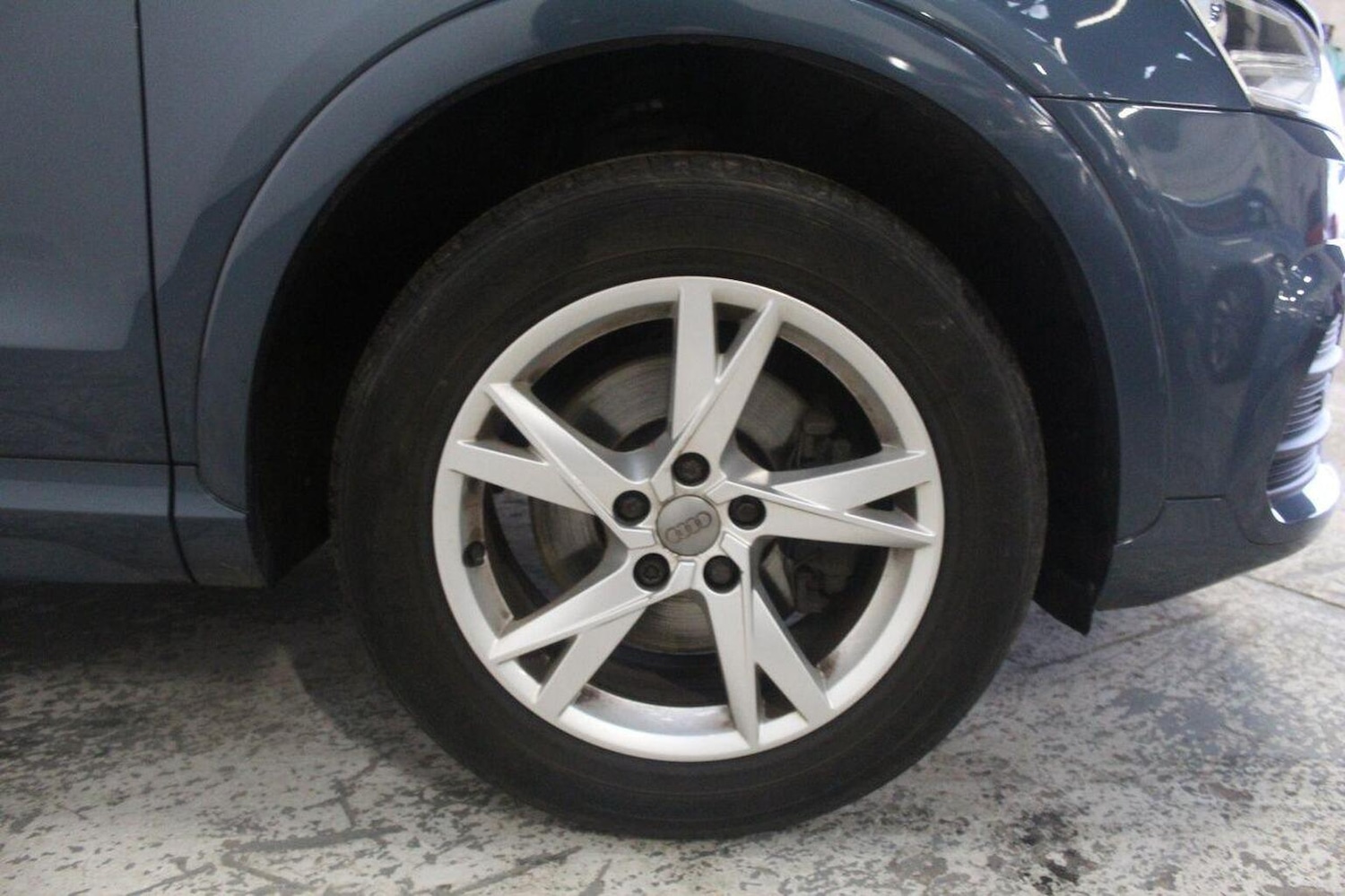 Used Audi Q3 2016 for sale - 77937884: Photo 60