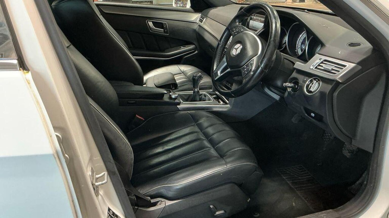 Used Mercedes-Benz E Class 2014 for sale - 77891657: Photo 14