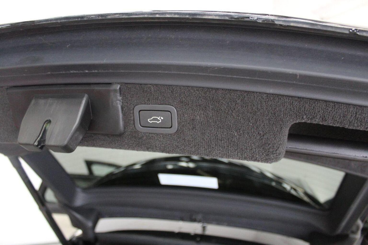 Used Jaguar XF 2013 for sale - 77937868: Photo 25