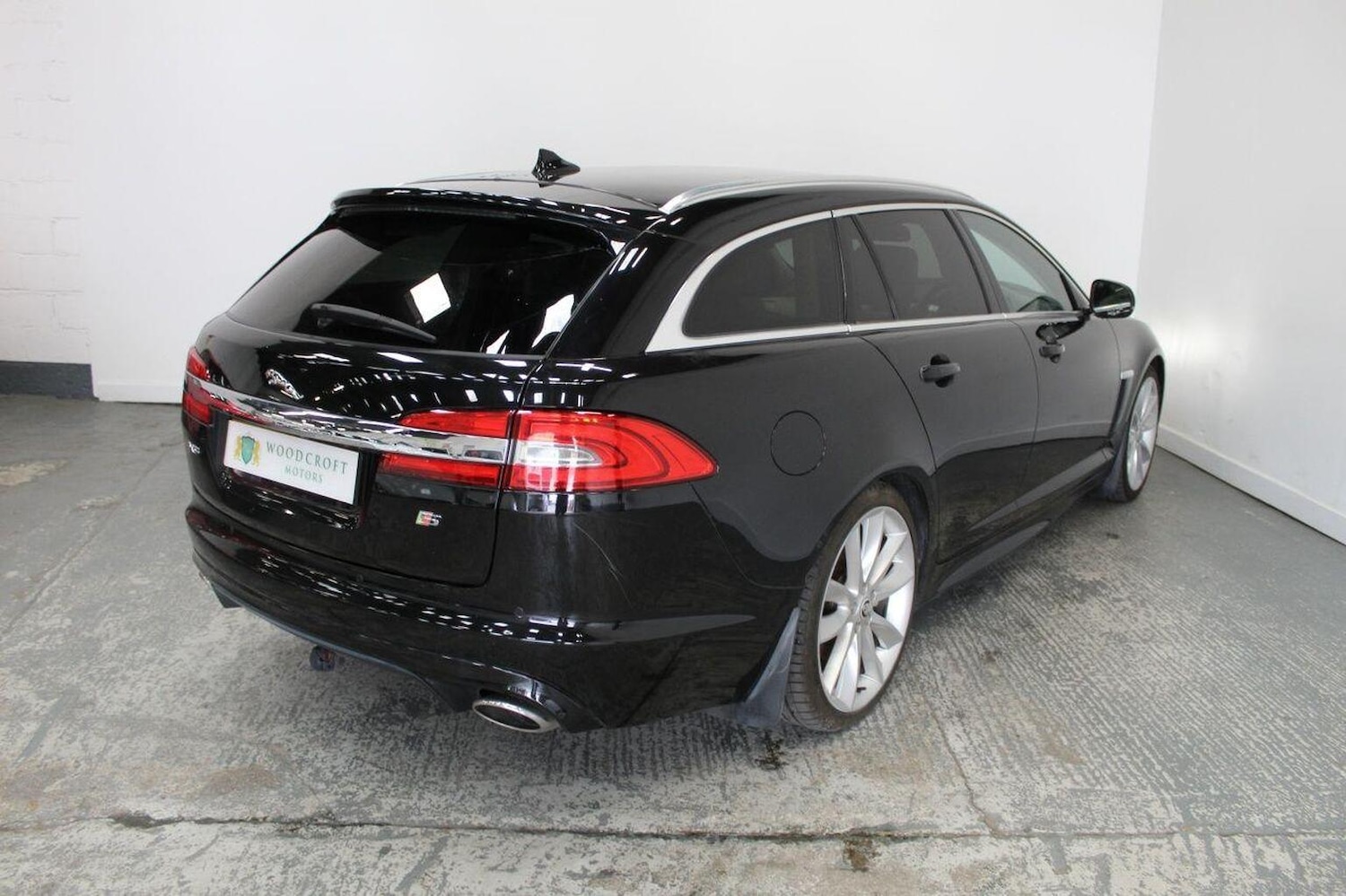 Used Jaguar XF 2013 for sale - 77937868: Photo 8