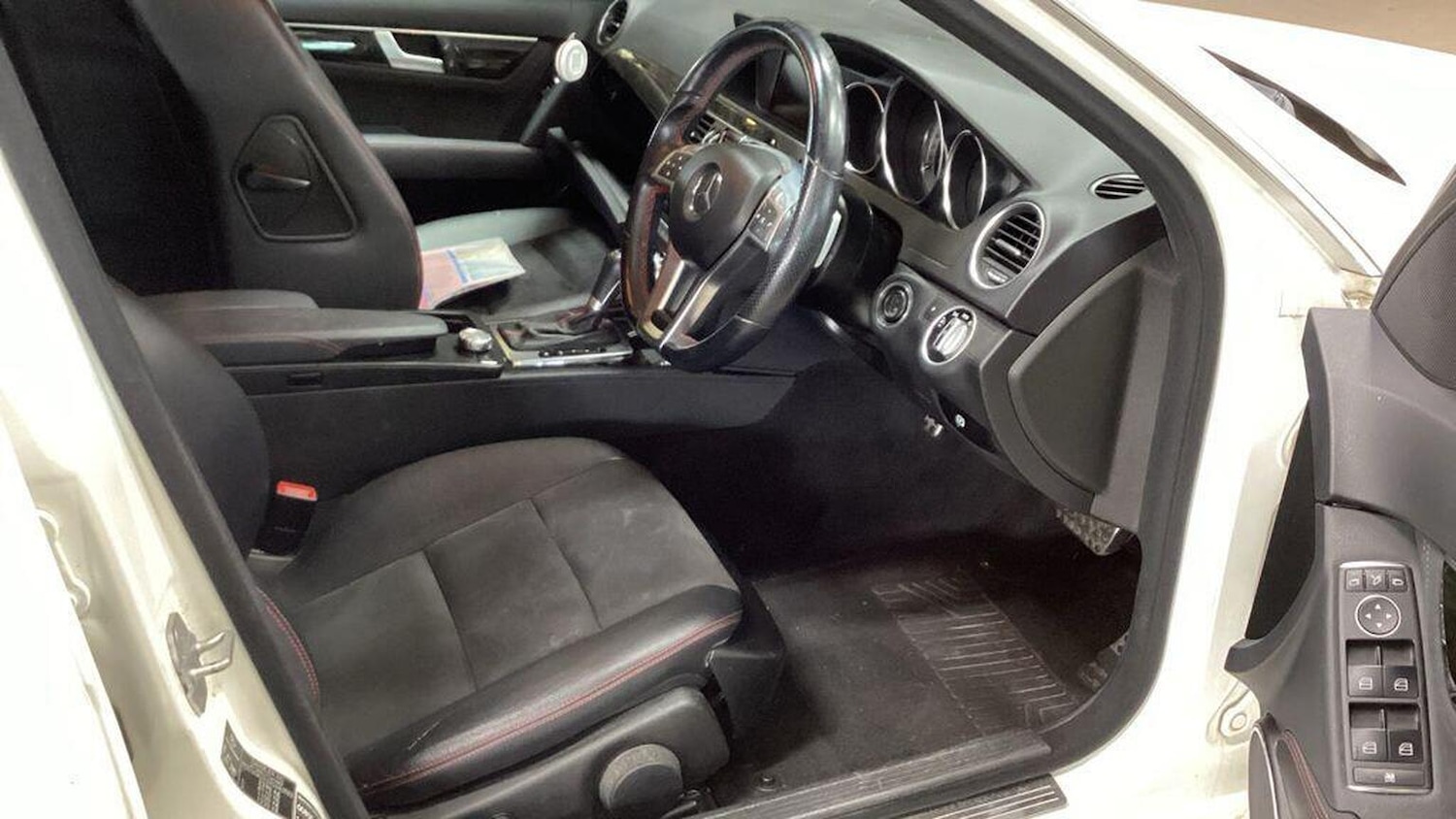 Used Mercedes-Benz C-Class 2012 for sale - 76114022: Photo 13