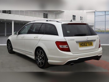 Used Mercedes-Benz C-Class 2012 for sale - 76114022: Photo