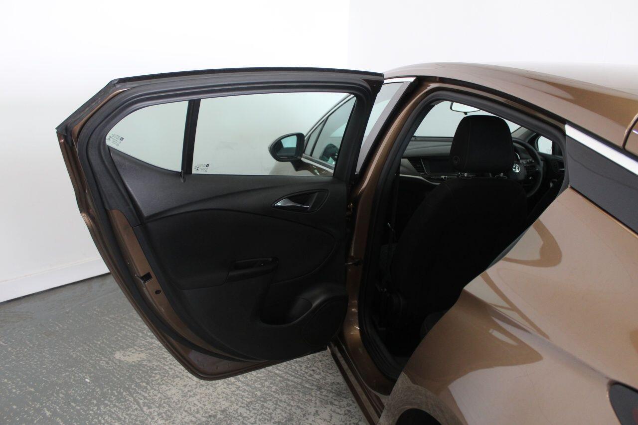 Used Vauxhall Astra 2017 for sale - 75740448: Photo 25