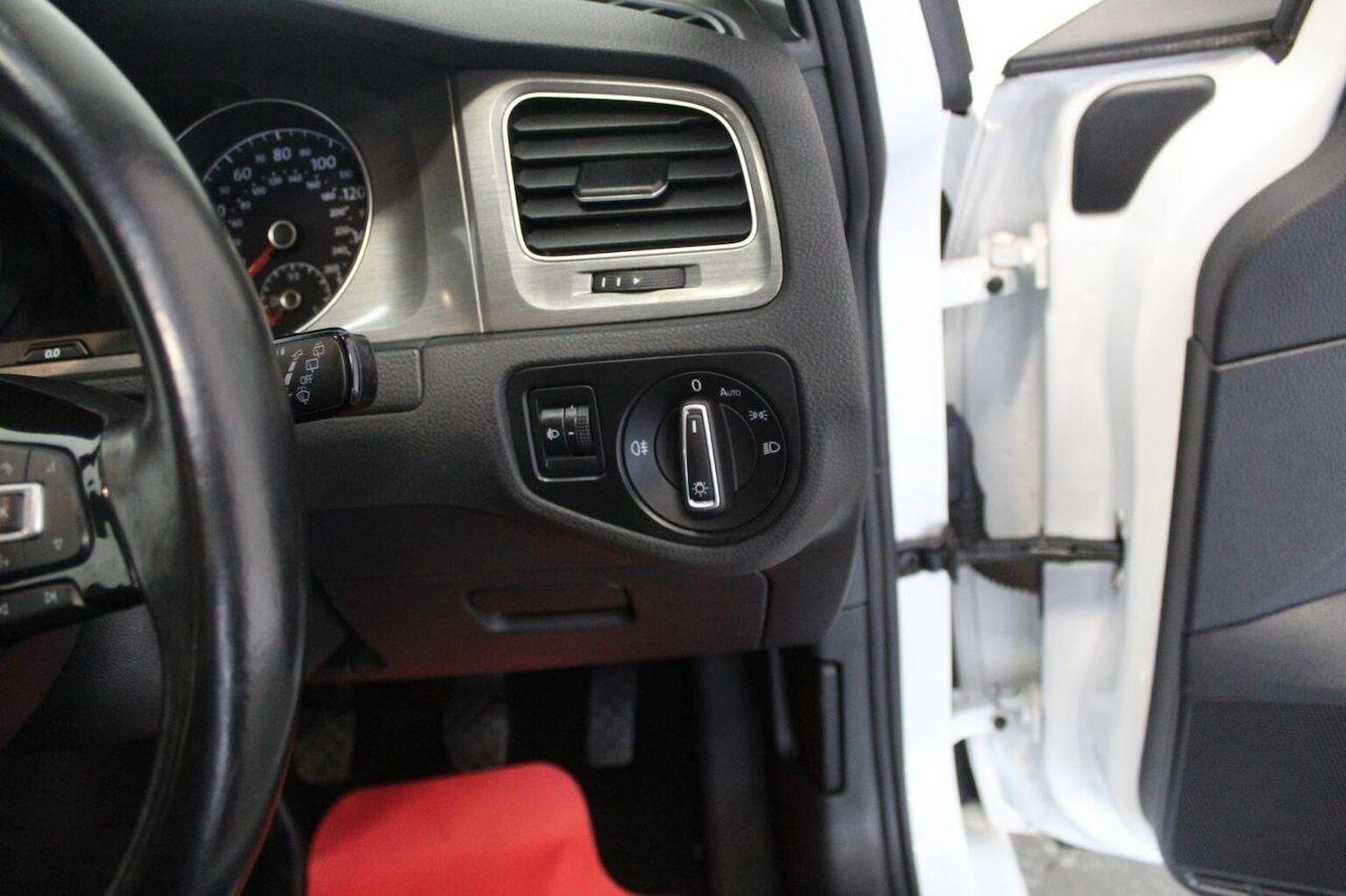Vehicle 44