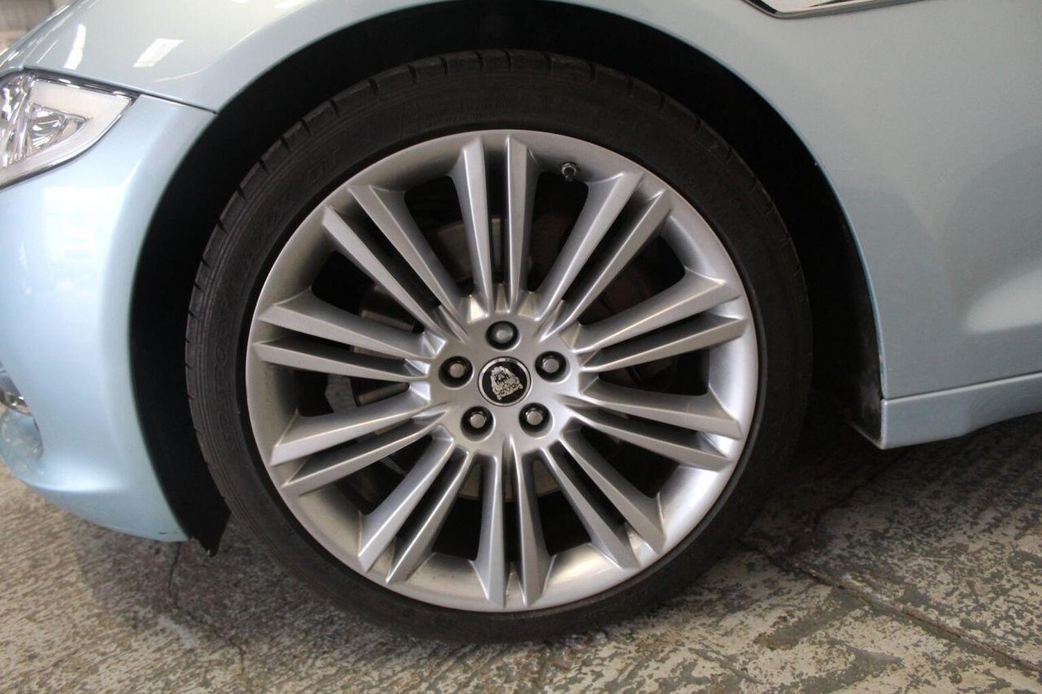 Used Jaguar XJ 2011 for sale - 77977146: Photo 63