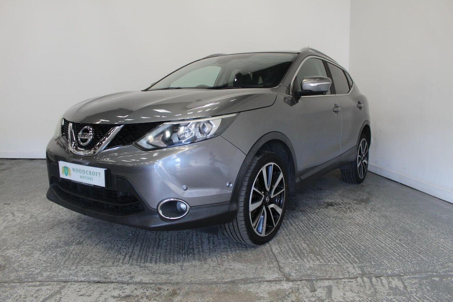Used Nissan Qashqai 2014 for sale - 77027890: Photo 2