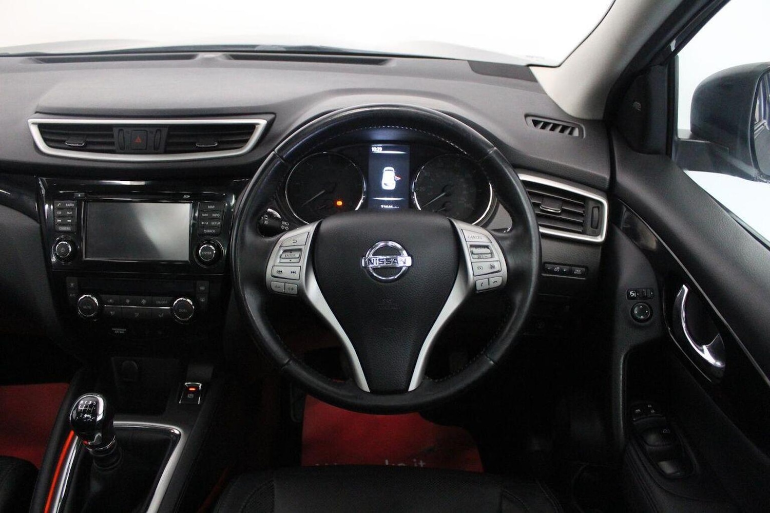 Used Nissan Qashqai 2014 for sale - 77027890: Photo 47