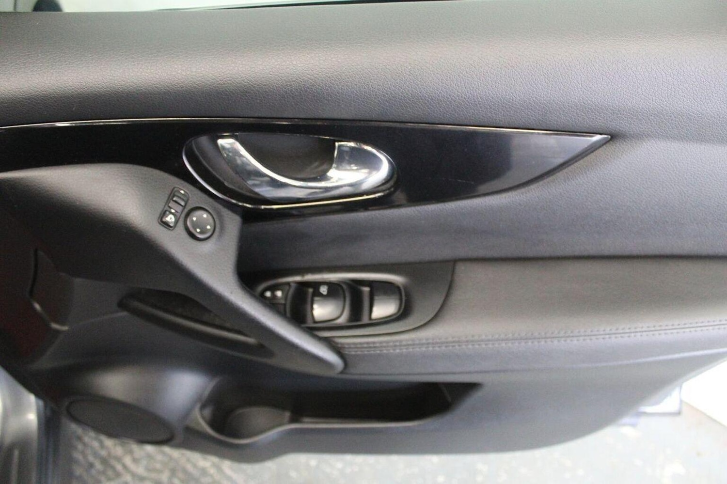 Used Nissan Qashqai 2014 for sale - 77027890: Photo 51