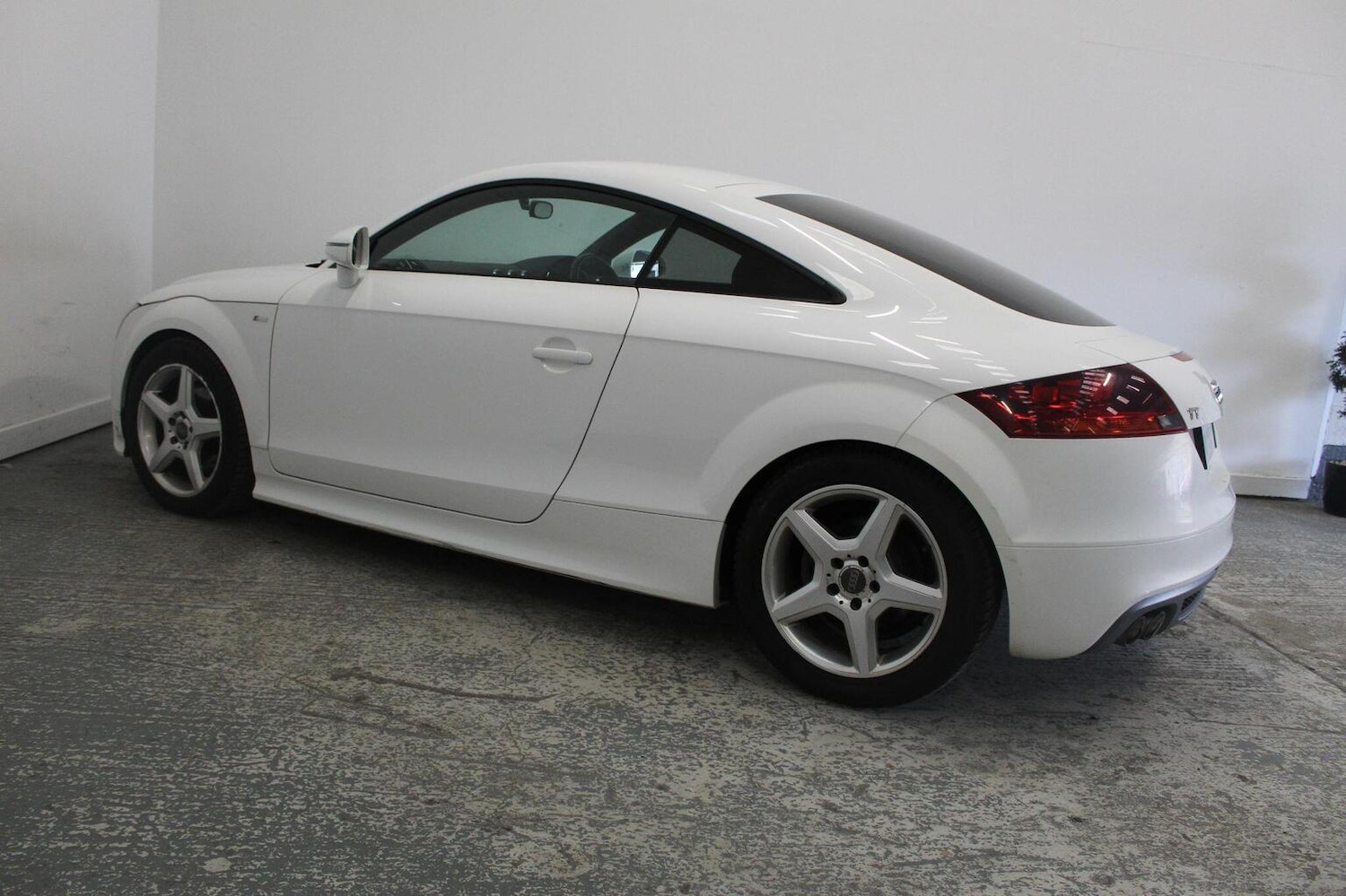 Used Audi TT 2014 for sale - 77937820: Photo 10