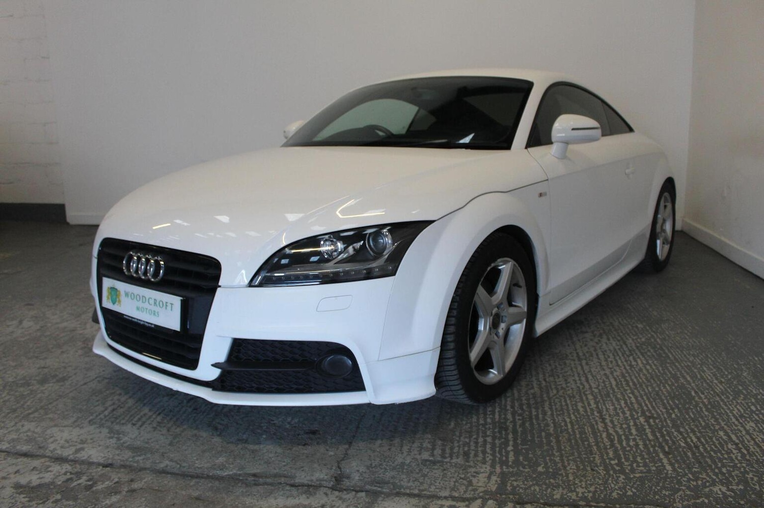 Used Audi TT 2014 for sale - 77937820: Photo 2