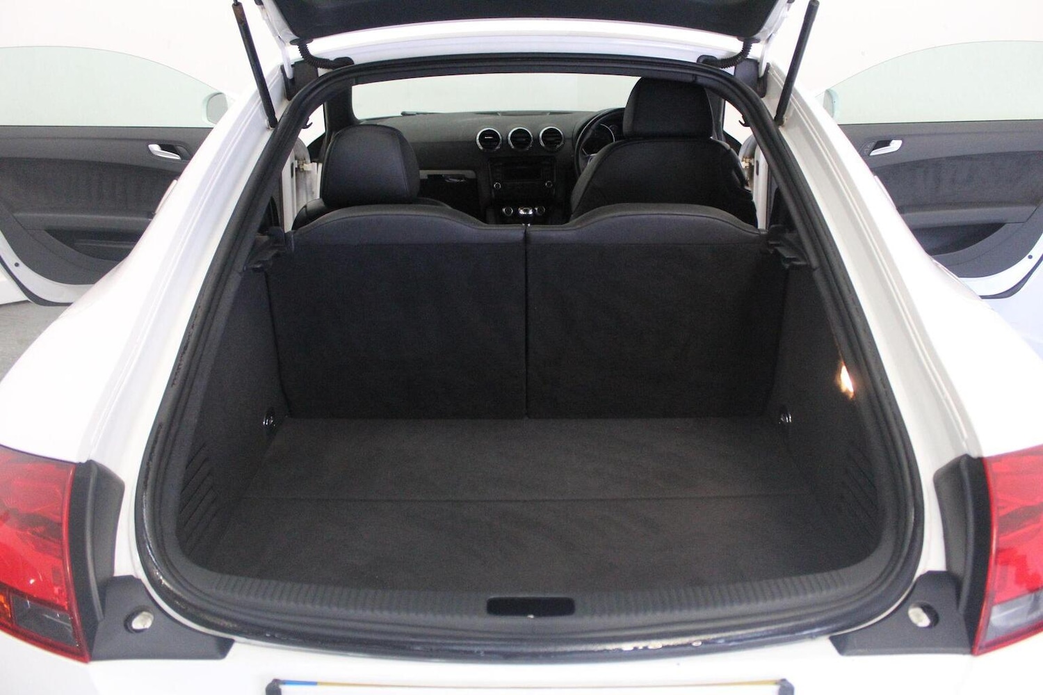 Used Audi TT 2014 for sale - 77937820: Photo 22