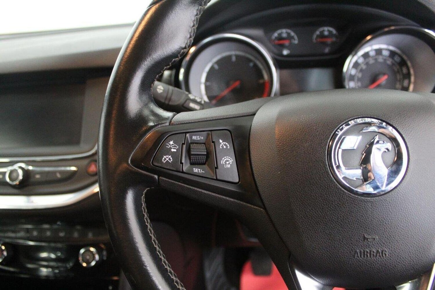 Used Vauxhall Astra 2015 for sale - 76082638: Photo 42