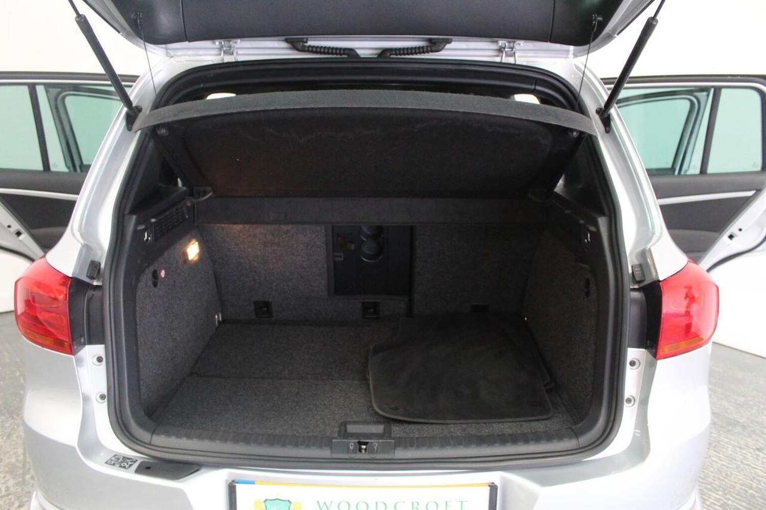 Used Volkswagen Tiguan 2015 for sale - 76531188: Photo 24