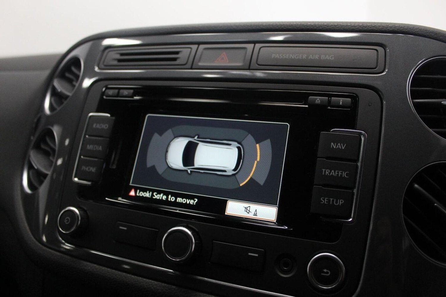 Used Volkswagen Tiguan 2015 for sale - 76531188: Photo 38