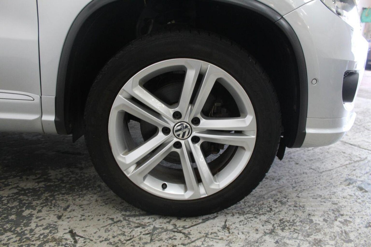 Used Volkswagen Tiguan 2015 for sale - 76531188: Photo 56