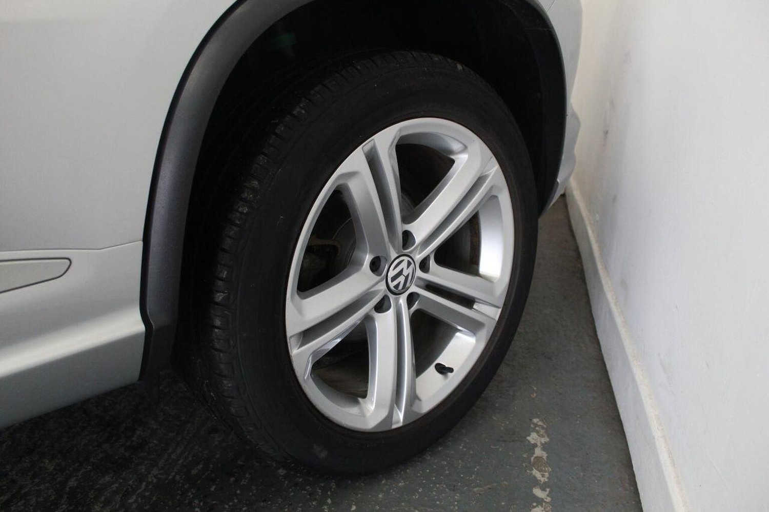 Used Volkswagen Tiguan 2015 for sale - 76531188: Photo 58