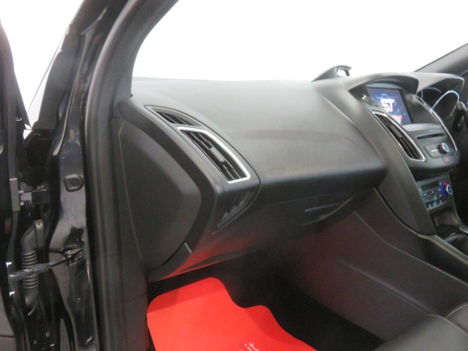 Used Ford Focus 2017 for sale - 77937808: Photo 29