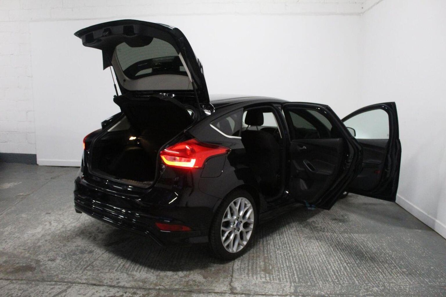 Used Ford Focus 2015 for sale - 77027915: Photo 20