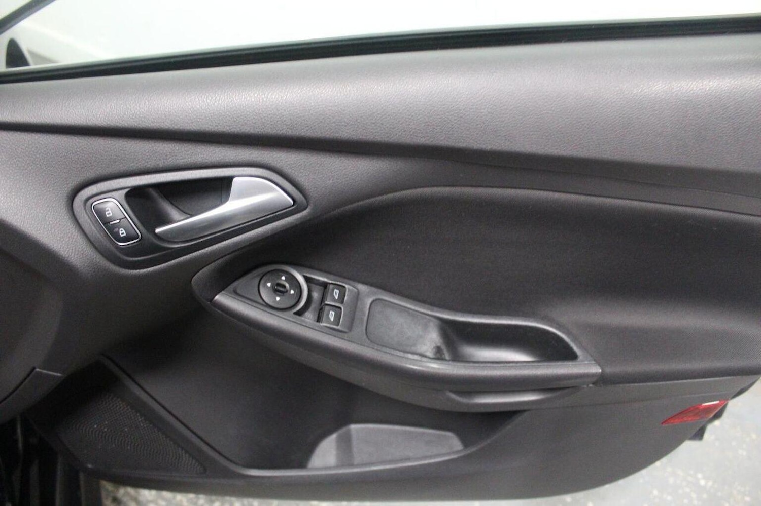 Used Ford Focus 2015 for sale - 77027915: Photo 47