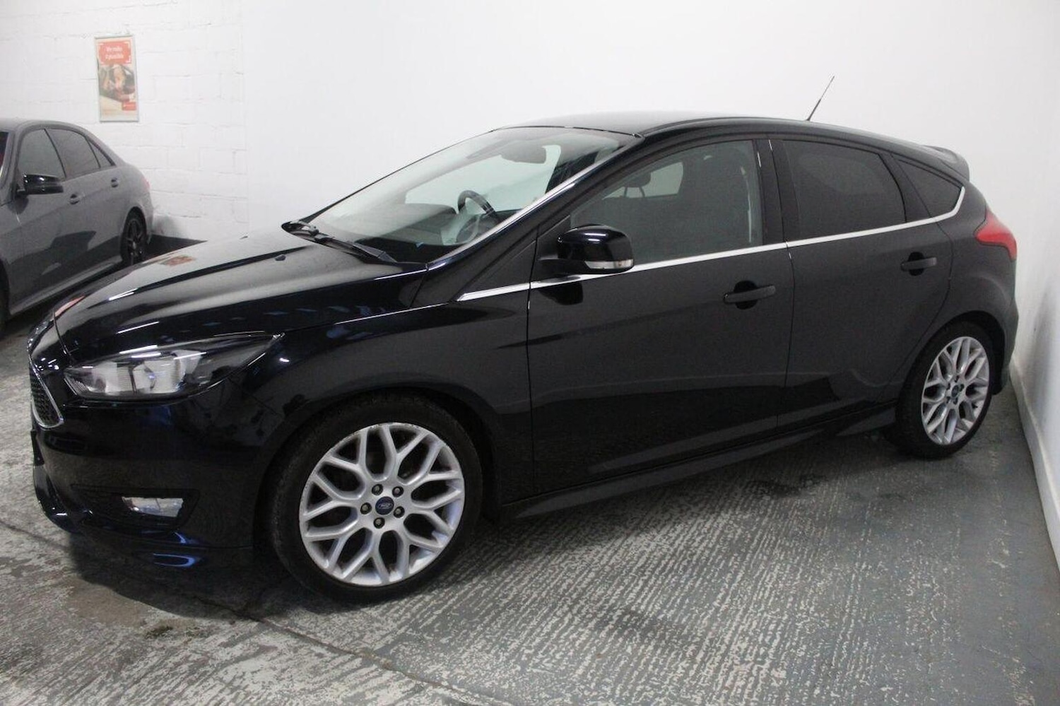 Used Ford Focus 2015 for sale - 77027915: Photo 5