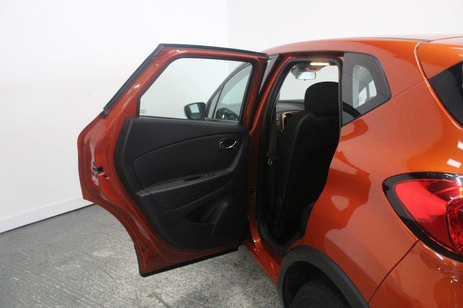 Used Renault Captur 2013 for sale - 76956913: Photo 26