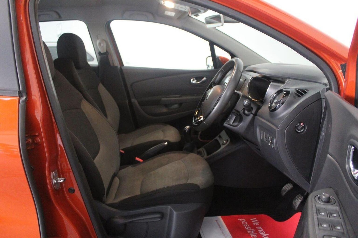 Used Renault Captur 2013 for sale - 76956913: Photo 28